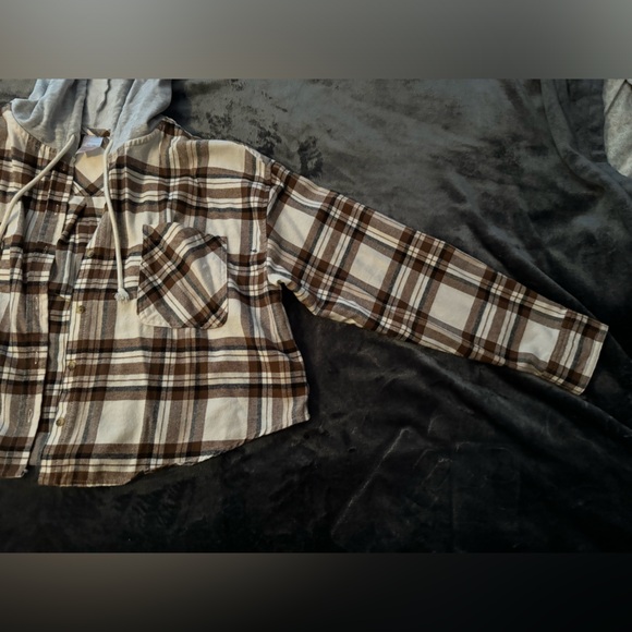 No Boundaries Cropped Plaid Brown Button Lightweight Jacket Size XXL(junior) - Picture 2 of 16